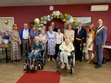Rusthuis in Sint-Lambrechts-Woluwe viert vier honderdjarigen