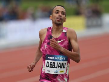Atletiekclub Brabant Wallon van Ismael Debjani wint Brussels Ekiden