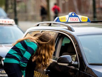 Brusselse taxi-app gaat concurrentie aan met Uber: ‘Eerlijke prijzen voor chauffeurs'