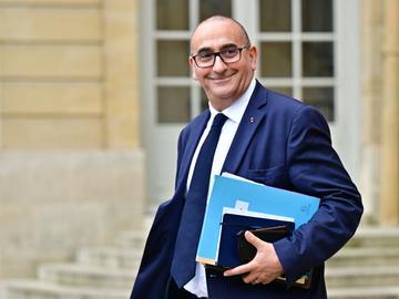 Franse minister ziet link tussen verijdelde aanslag in Parijs en aanvallen in ons land