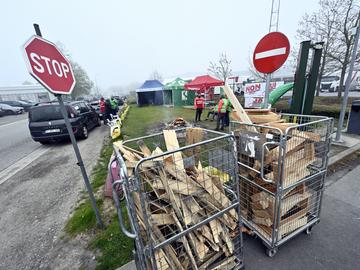 Bpost stuurt deurwaarders naar stakingsposten die disitributiecentra blokkeren