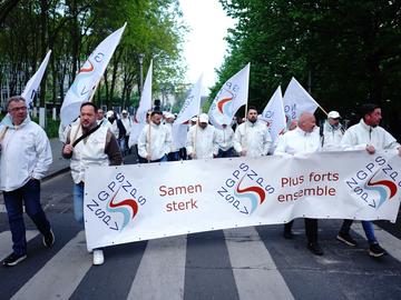 Politiebonden voeren actie tegen pensioenplannen, betoging vertrekt aan Brussel-Centraal