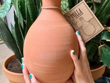 Handig kamperplanten bewateren: Brusselaars ontdekken voordelen van een olla