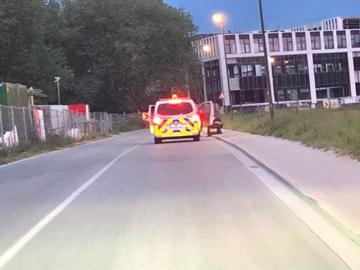 Verdachte onder aanhoudingsbevel na achtervolging koppel uit Brusselse dancing