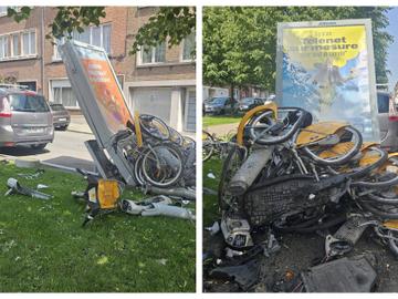 Anderlechts Villo!-station in de prak gereden na ongeval met vluchtmisdrijf