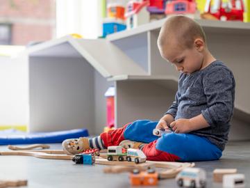 Drie Brusselse GO!-crèches sluiten door Vlaamse besparingen