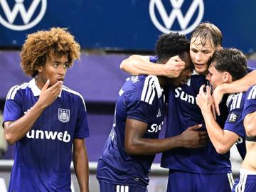 Anderlecht knoopt weer met overwinning aan tegen hekkensluiter Kortrijk