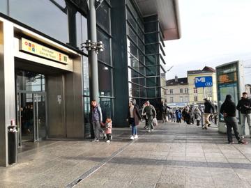 Metrolijnen 2 en 6 onderbroken tussen Hallepoort en Weststation door spoorloper