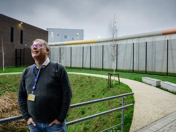 Etterbeekse aalmoezenier te voet naar Rome: 'Elke stap is een moment van rust'