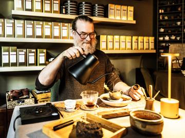 Geen zakje, maar unieke blends: Lan Se in Sint-Joost kent het geheim van specialiteitsthee