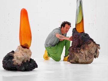 Arne Quinze trekt de galerie in: 'Kunst is als een bloem die door het asfalt groeit'