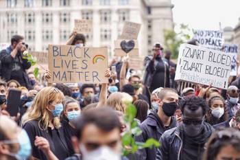 Manifestatie "Black Lives Matter" op het Poelaertplein op 7 juni 2020.