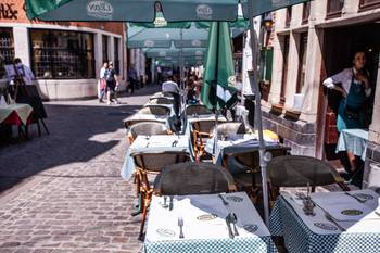 10 ilot sacré beenhouwersstraat restaurant terras toerist toerisme toeristen