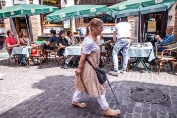 13 ilot sacré beenhouwersstraat restaurant terras toerist toerisme toeristen
