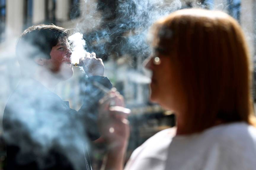 De elektronische sigaret, ook in Brussel geen verrassing meer