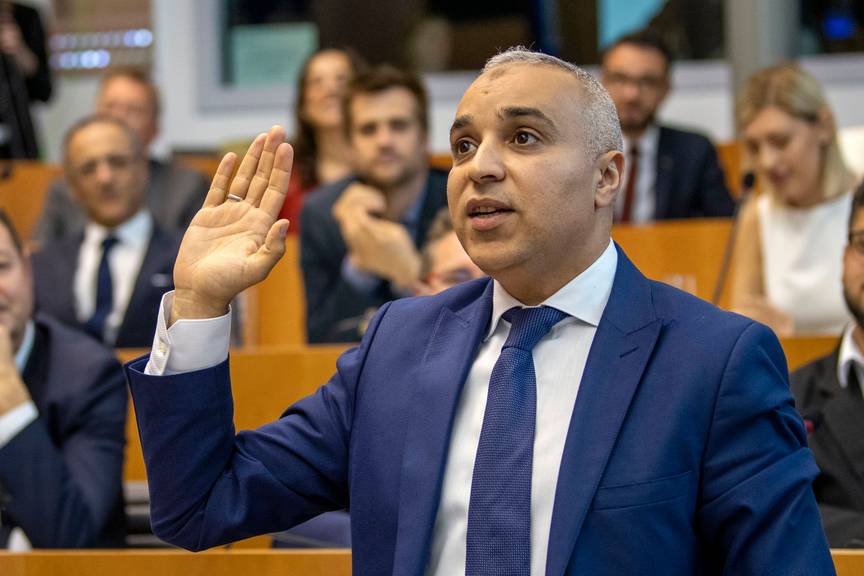 Ridouane Chahid (PS) bij zijn eedaflegging in het Brussels Parlement op 11 juni 2019