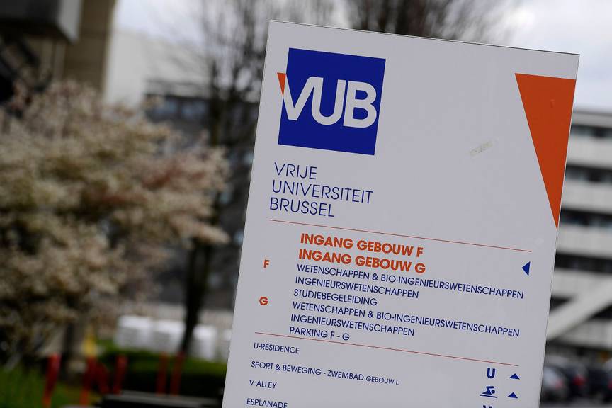 De VUB-campus in Elsene: ingang gebouw F en G