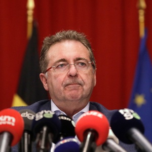 Minister-president Rudi Vervoort (PS) op de persconferentie van 7 oktober met nieuwe maateregelen om verdere verspreiding van het coronavirus en de de ziekte covid-19 tegen te gaan