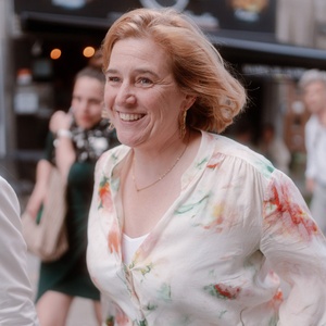 9 juni 2024: Elke Van den Brandt (Groen) in The Claridge bij de bekendmaking van de kiesresultaten.