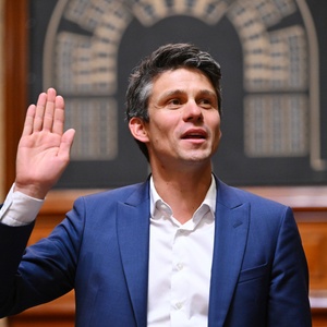 18 juli 2024: Benjamin Dalle (CD&V) legt de eed af tijdens de ceremonie voor gecoöpteerde senatoren