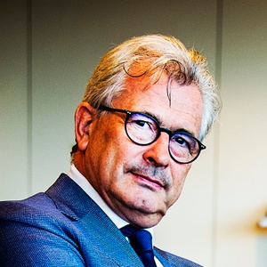 Bernard Clerfayt (Défi), Minister van Werk, Beroepsopleiding, Lokale Besturen, Digitalisering, Dierenwelzijn en Kinderbijslag