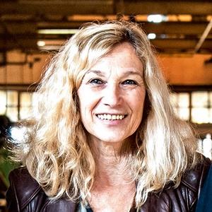 Brigitte Parmentier, directeur Fibru Europ eretekens en medailles Fisch 