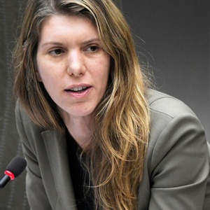Els Ampe (Open VLD) in het Vlaams parlement