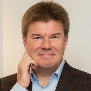 Sven Gatz (Open VLD), Brussels minister, bevoegd voor Financiën en Begroting, Nederlandstalig Onderwijs, Meertaligheid, Ambtenarenzaken en Statistiek
