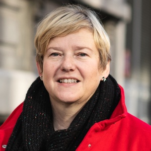 Tania Dekens, leidend ambtenaar bij de Brusselse welzijnsinstelling Iriscare