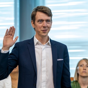 Eedaflegging van Arnaud Verstraete (Groen) in het Brussels parlement in 2019