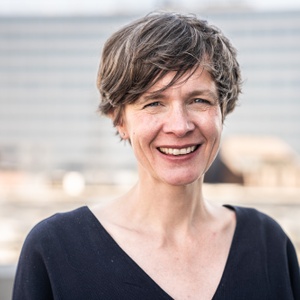 Cieltje Van Achter (N-VA) op het balkon van het Brussels Parlement