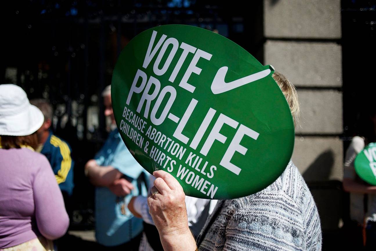 Abortusdebat en referendum in Ierland