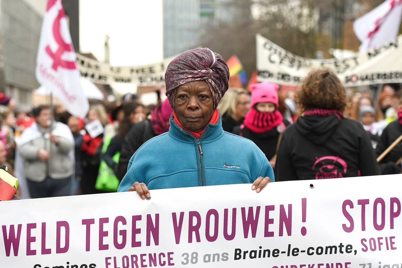 manifestatie: stop geweld tegen vrouwen