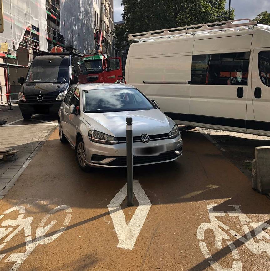 fietsstraat wildparkeren kleine ring fietspad 