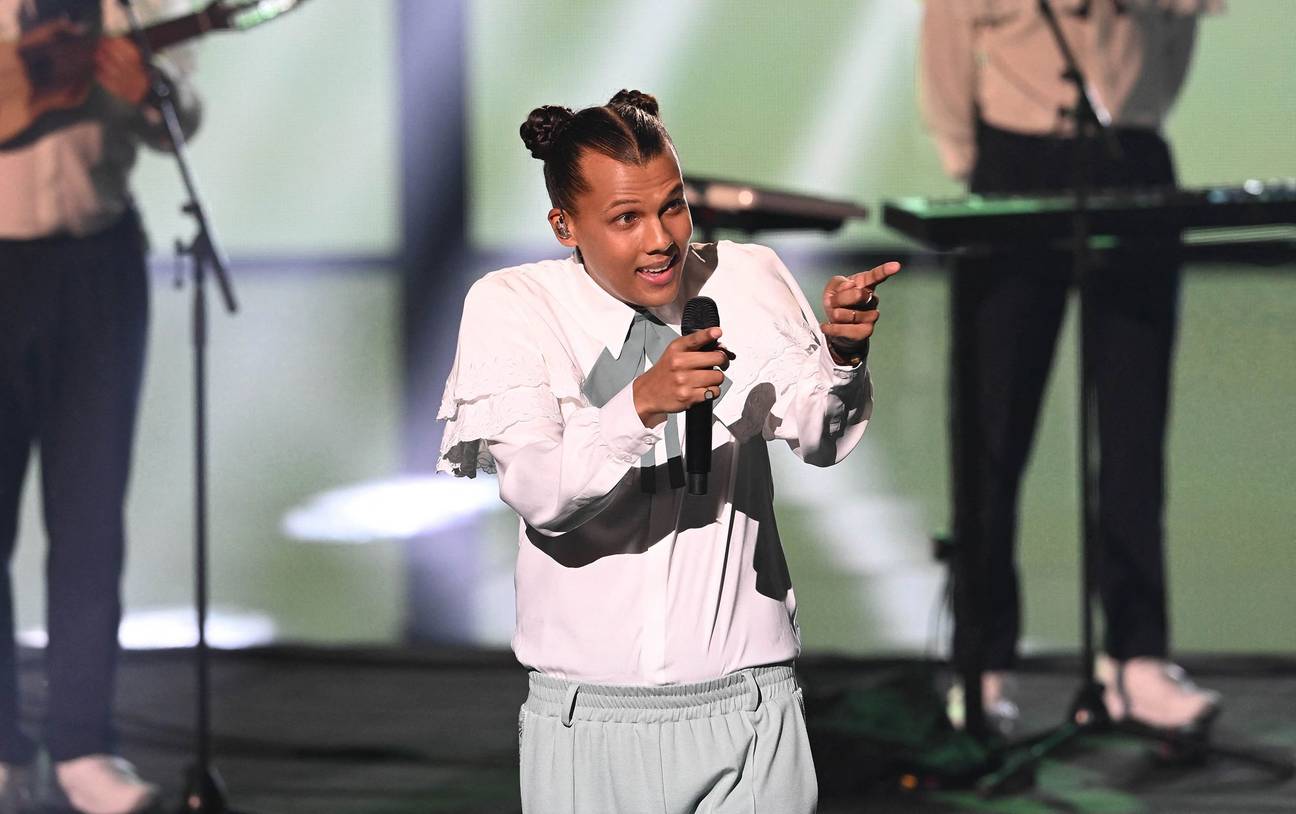 Stromae tijdens een optreden in Boulogne-Billancourt op 11 februari 2022