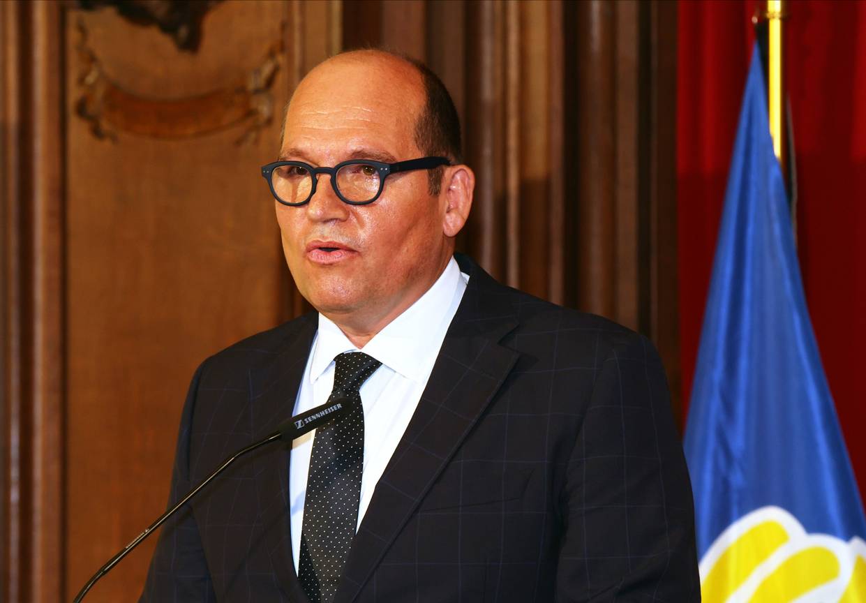 11 juli 2023: Brussels burgemeester Philippe Close (PS) tijdens zijn speech op de 11 juli-viering in het Brussels stadhuis