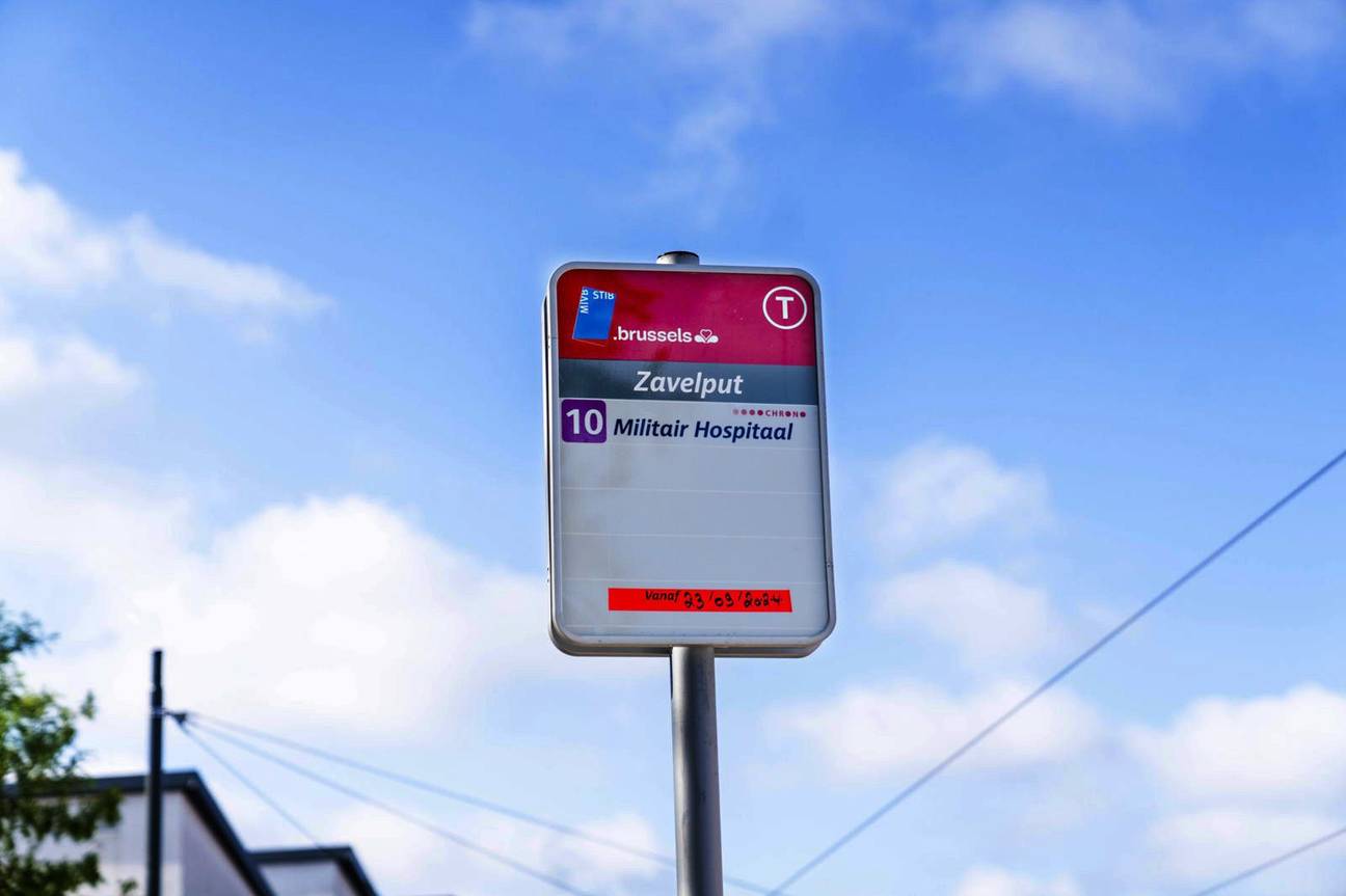 De nieuwe tramlijn 10 richting Militair Hospitaal, halte Zavelput