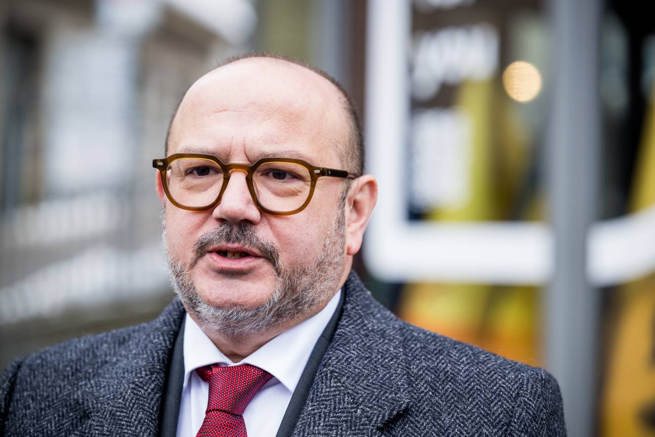Quintin Rohrer Minister Quintin wil zes politiezones in Brussel samenvoegen | BRUZZ