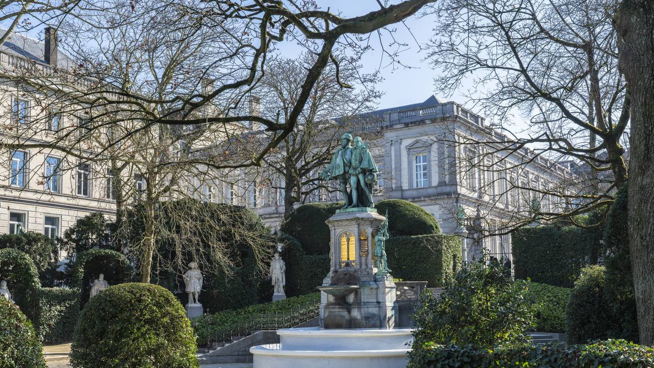 De Kleine Zavelsquare is een van de locaties op de audiowandeling 'Stoute Schoenen, een Bourgondische podwalk door Brussel’.
