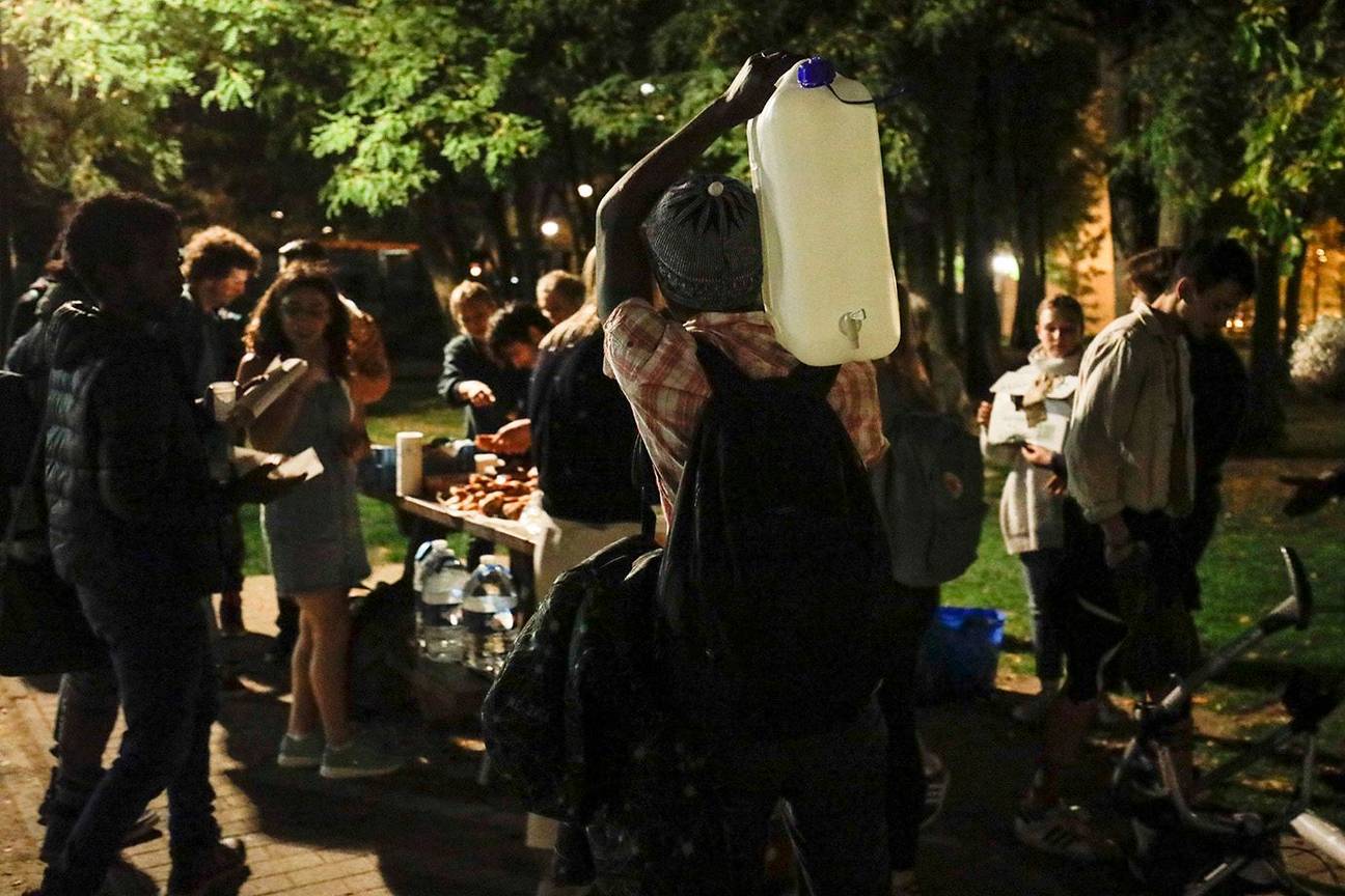 Burgerplatforme BRUZZ ACTUA 1599