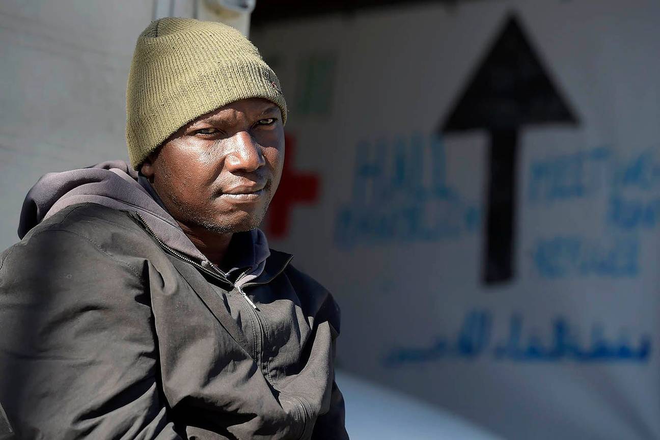 Plateforme Citoyenne du Parc Maximilien Burgerplatform Maximiliaanpark vluchtelingen illegalen Noordstation Willebroekkaai