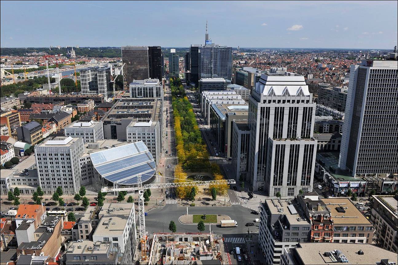 Noordwijk luchtfoto Sheraton Albert II-laan kantoorwijk hoogbouw Vlaamse Gemeenschap
