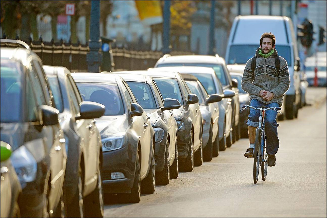 parkeerplaatsen parking parkeren fietser mobiliteit