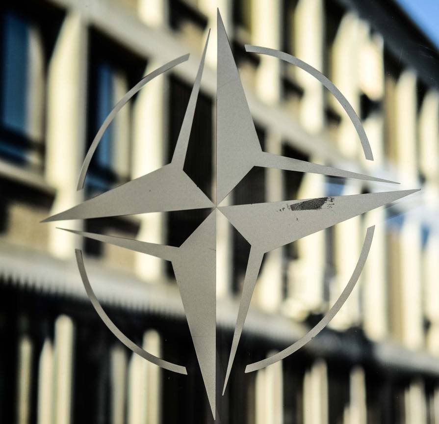 Logo NAVO hoofdkwartier Evere