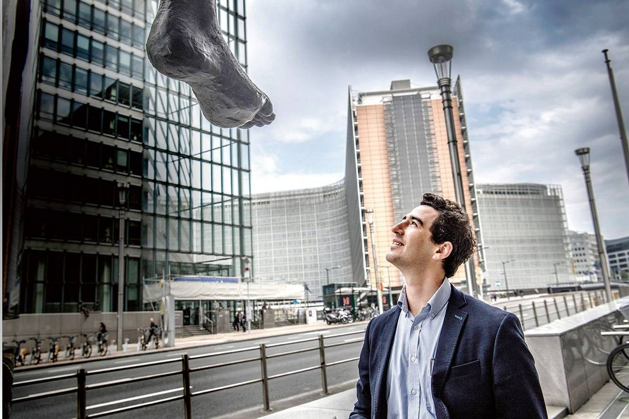 Milan Schreuer BRUZZ ACTUA 1617