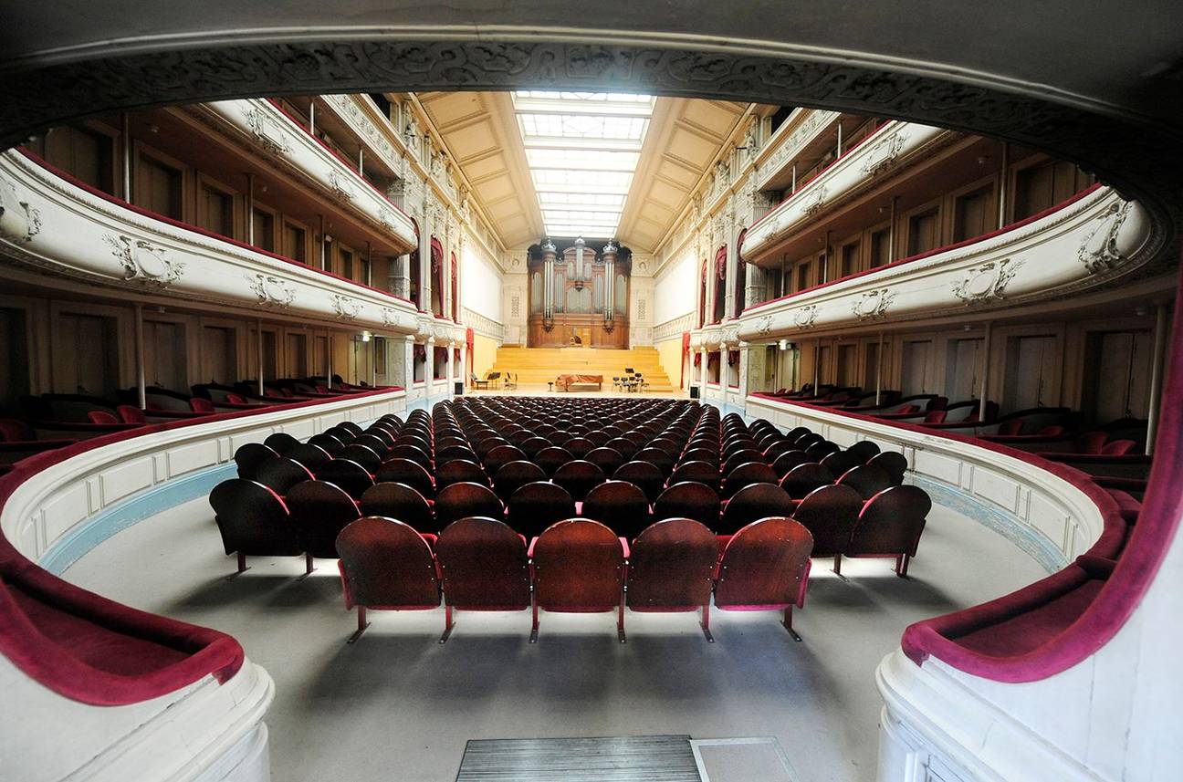 De concertzaal in het Koninklijk Conservatorium van Brussel