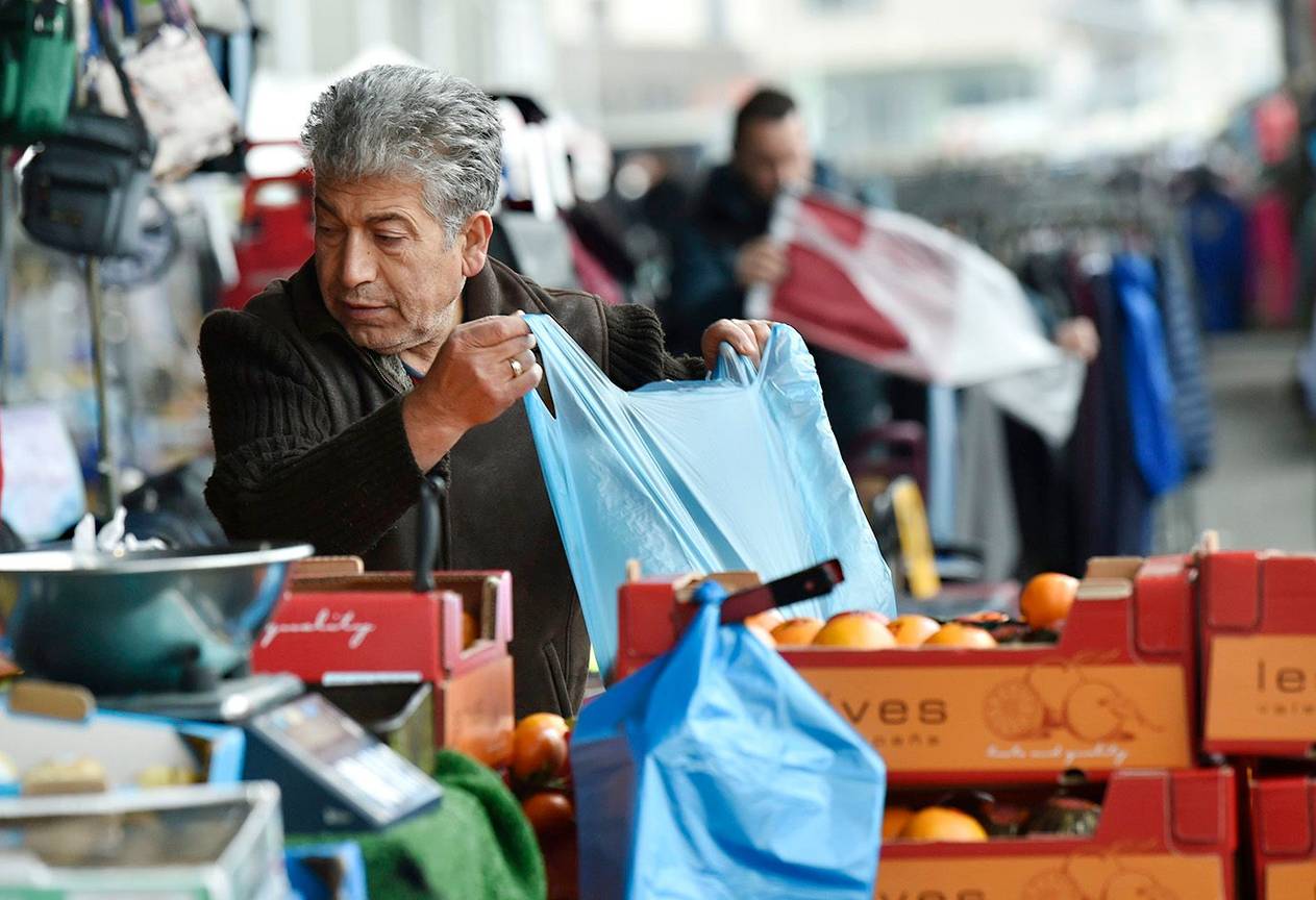 20180618 verbod op plastic zakjes abattoir slachthuis markt