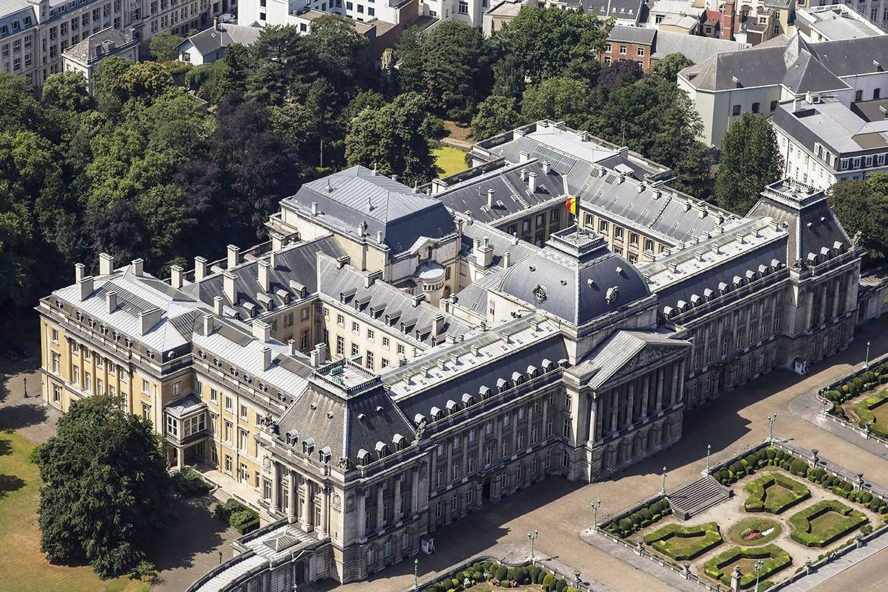 Het Koninklijk Paleis aan het Paleizenplein