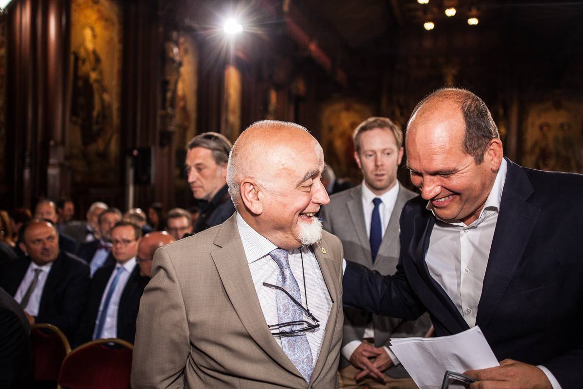 Vlaams parlementsvoorzitter Jan Peumans samen met burgemeester van Brussel Philippe Close
