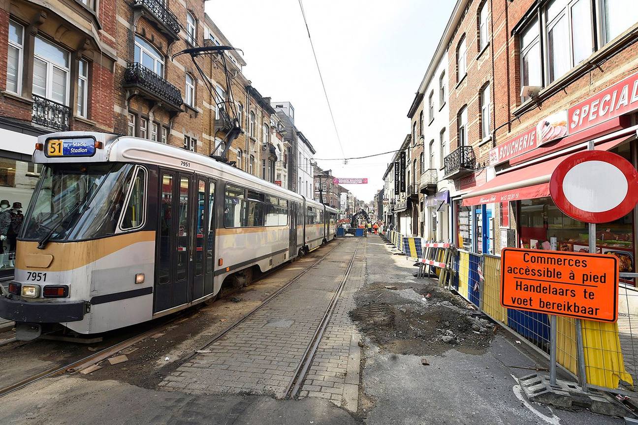 Ukkel heraanleg door MIVB van Brugmannlaan en Alsembergsesteenweg handelaars bereikbaar